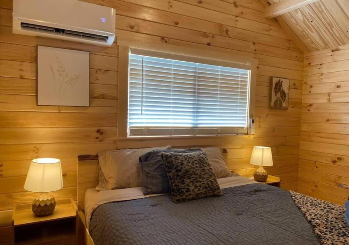 Serene 1Br Cabin Near Nc Z00 With Loft & Waterview Asheboro Exterior foto