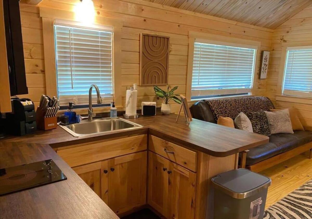 Serene 1Br Cabin Near Nc Z00 With Loft & Waterview Asheboro Exterior foto
